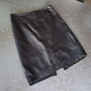 Caché Black Leather Skirt Size: 4